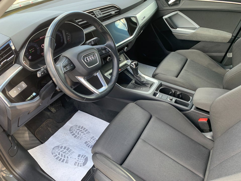 Audi Q3 45 TFSi e S-line+ S-tr. 5d