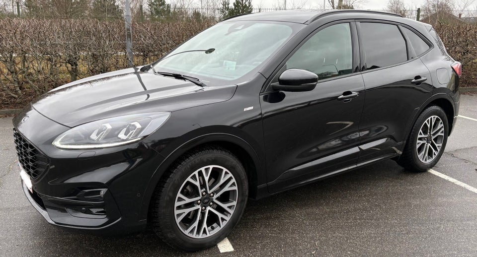 Ford Kuga 1,5 EcoBoost ST-Line X 5d