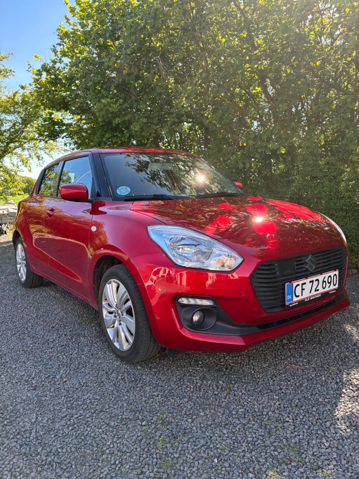 Suzuki Swift 1,2 Dualjet Exclusive CVT 5d