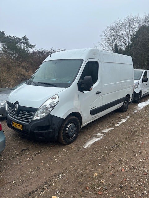 Renault Master III T33 2,3 dCi 145 L2H2 Kassevogn