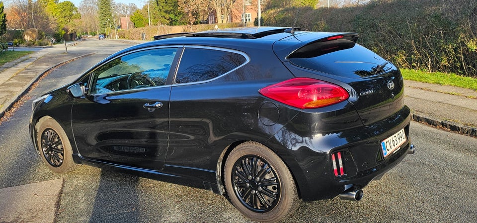 Kia ProCeed 1,6 GDi GT Advance 3d