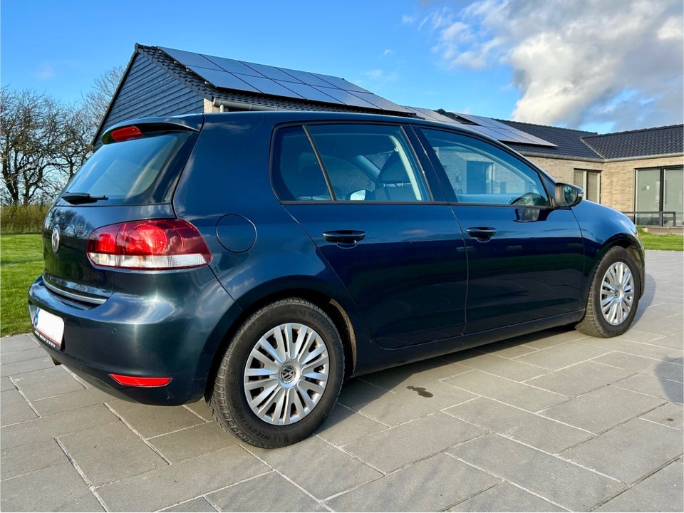 VW Golf VI 2,0 TDi 140 Highline DSG 5d