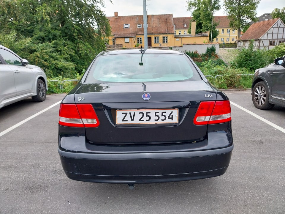 Saab 9-3 1,8 t Expression Hirsch 4d