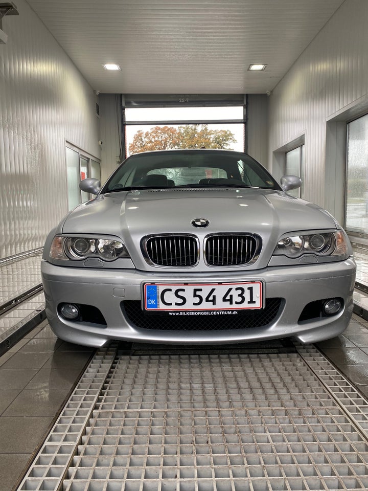 BMW 325i 2,5  4d