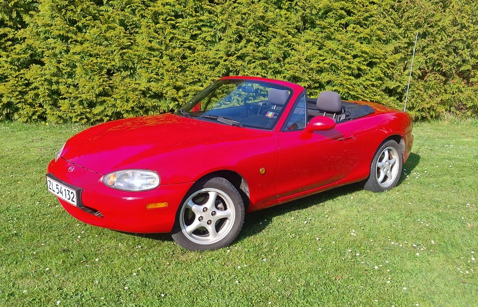 Mazda MX-5 1,6 2d