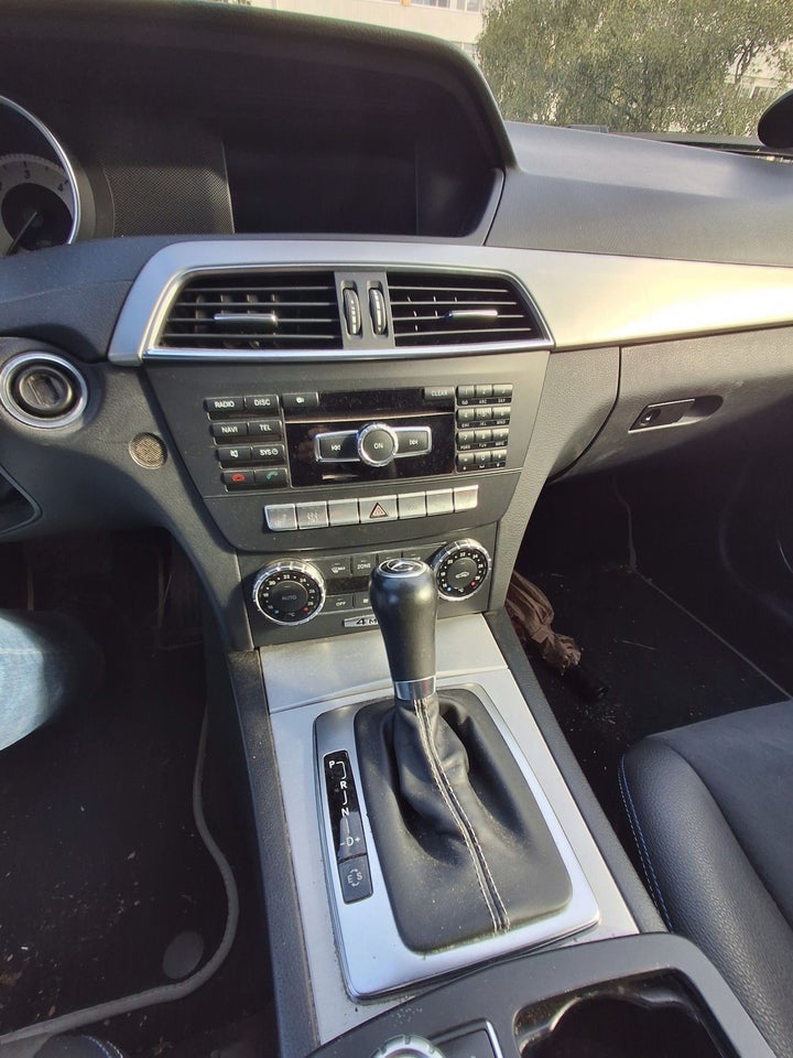Mercedes C220 2,2 CDi Avantgarde stc. aut. BE 5d