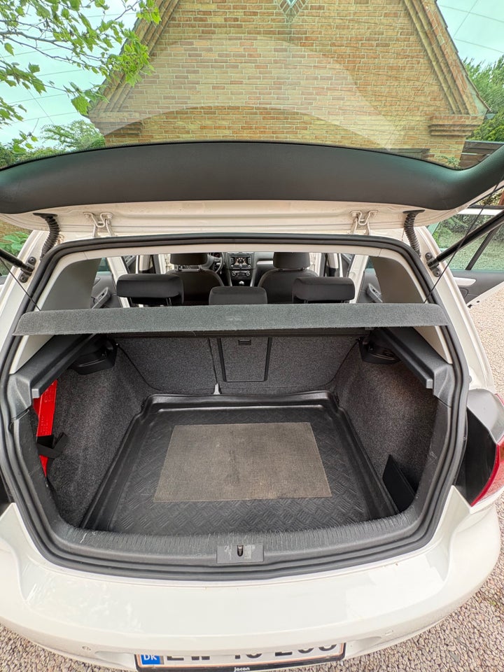 VW Golf VI 1,4 TSi 122 Highline 5d