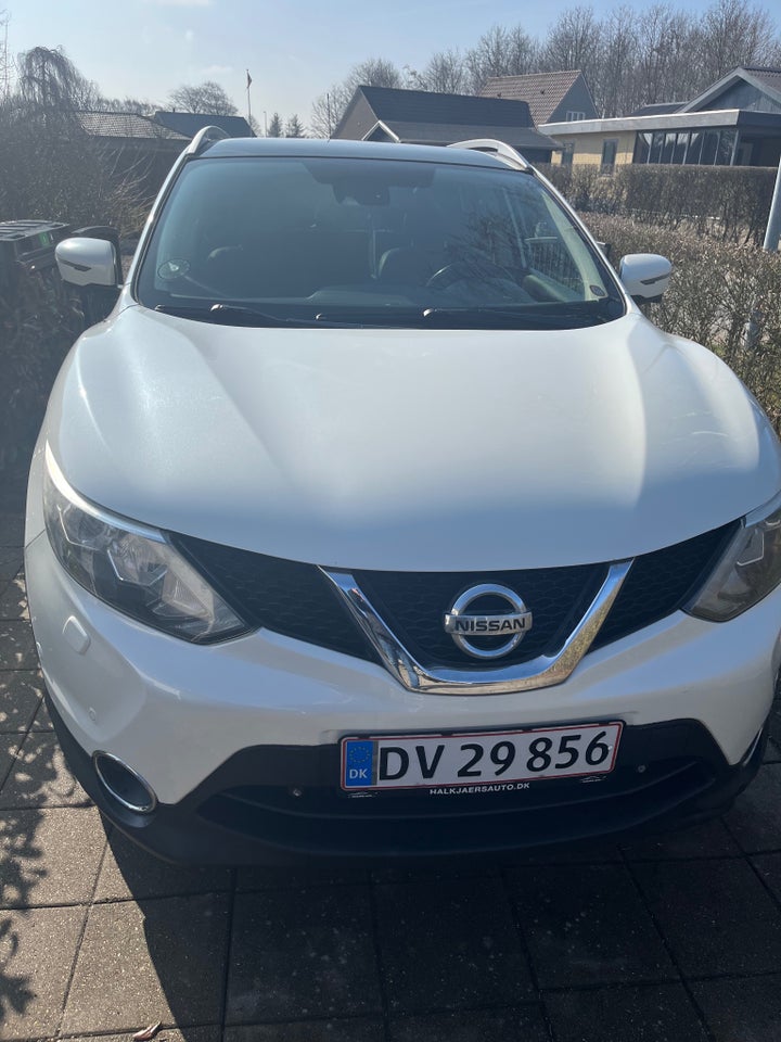 Nissan Qashqai 1,5 dCi 110 Tekna 5d
