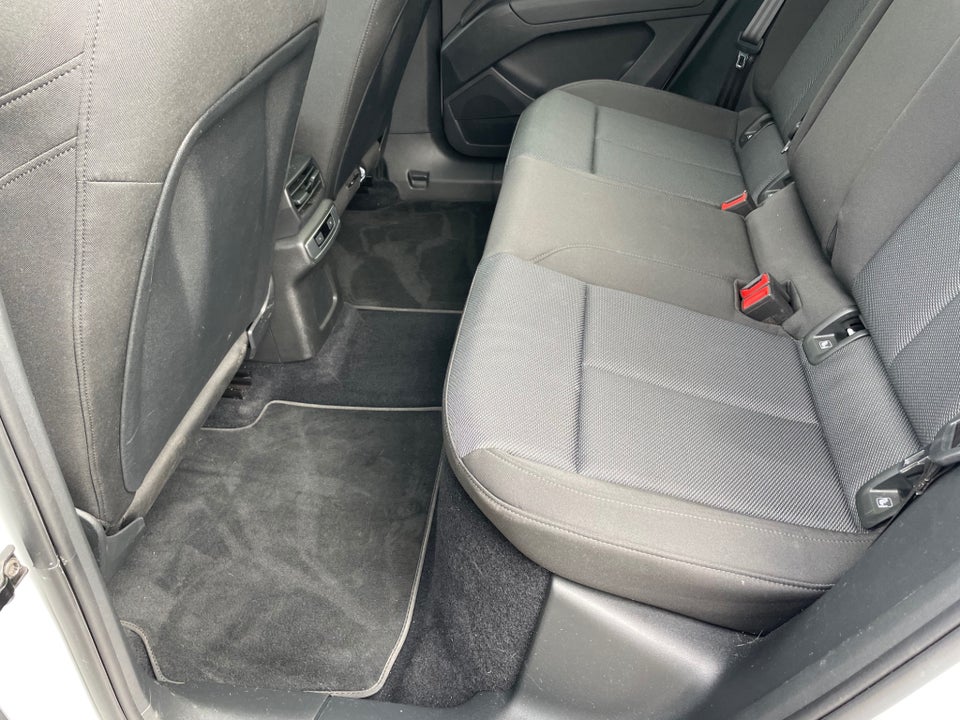 Audi Q4 e-tron 35 S-line 5d