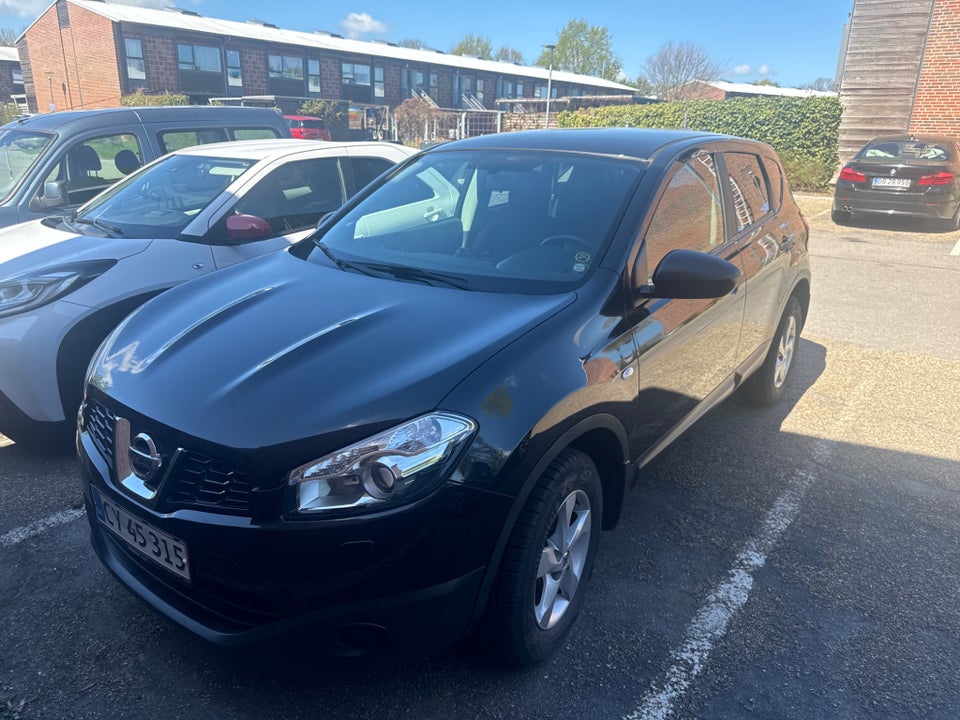 Nissan Qashqai 1,6 Acenta 5d