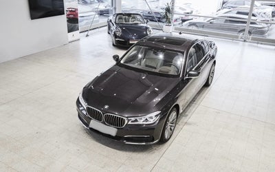 BMW 740i 3,0 aut. Benzin aut. Automatgear modelår 2015 km 89000 Koksmetal ABS service ok full, Bilen