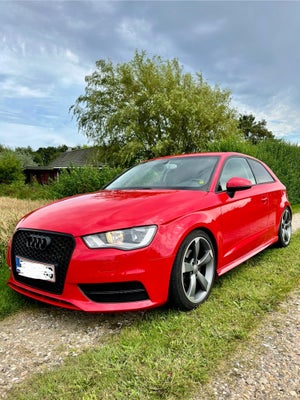 Audi A3 1,6 TDi 110 Ultra Attraction 3d