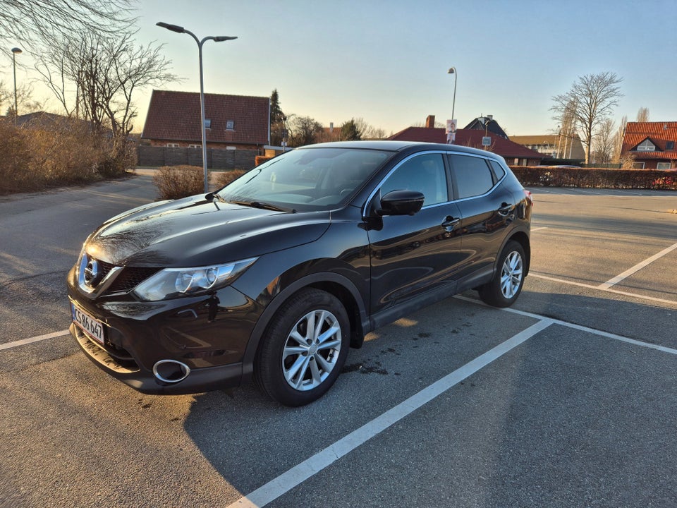 Nissan Qashqai 1,2 Dig-T 115 N-Connecta X-tr. 5d
