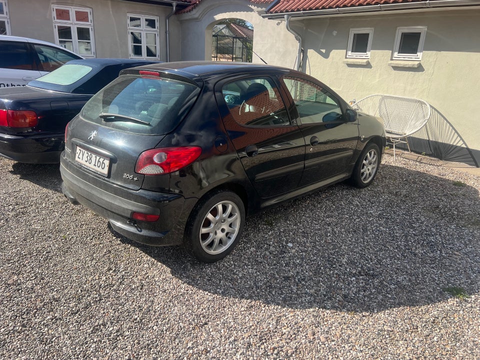 Peugeot 206+ 1,4 Comfort+ 5d