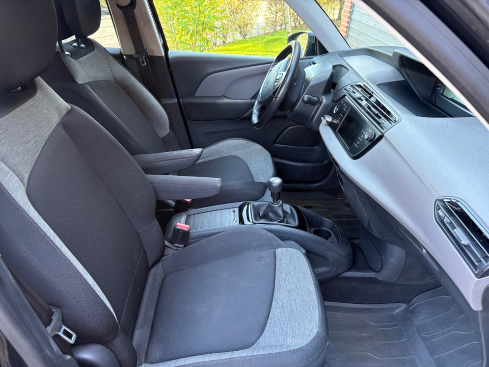 Citroën Grand C4 Picasso 1,2 PureTech 130 Iconic 7prs 5d