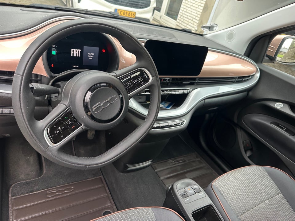 Fiat 500e 42 Icon 3d