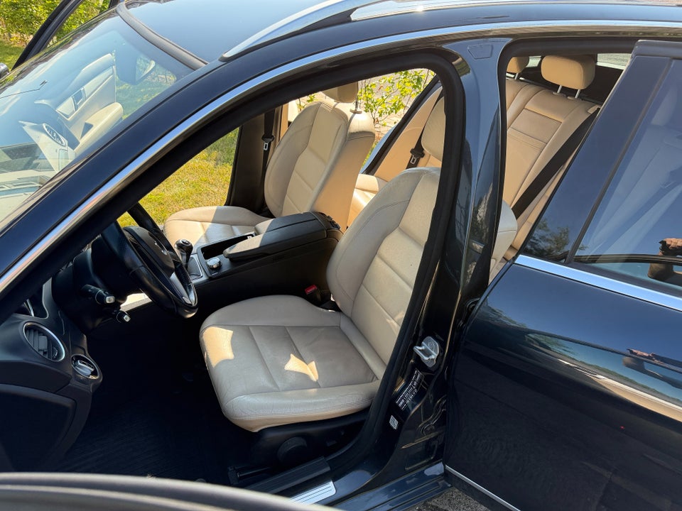 Mercedes C220 2,2 CDi Avantgarde stc. 5d