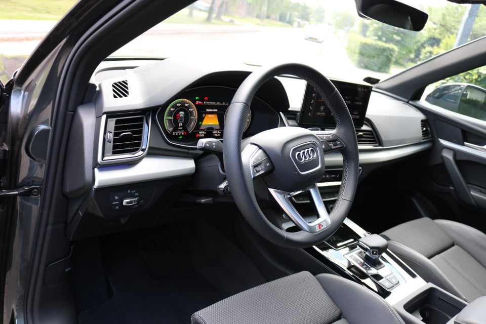 Audi Q5 50 TFSi e S-line quattro S-tr. 5d