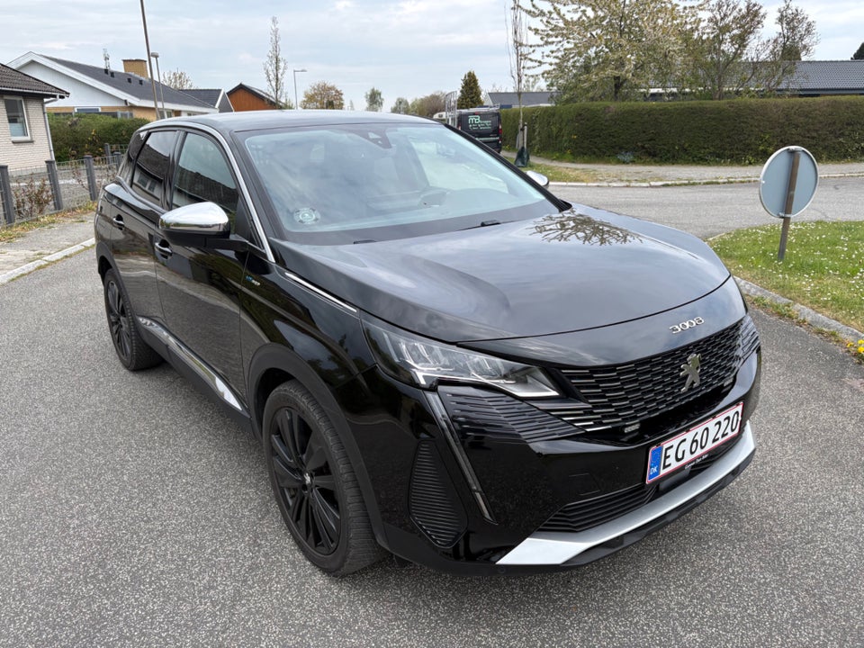 Peugeot 3008 1,6 Hybrid Allure Pack Limited EAT8 5d