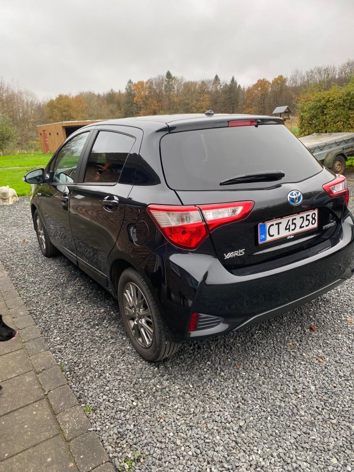 Toyota Yaris 1,5 Hybrid H2 Premium e-CVT 5d