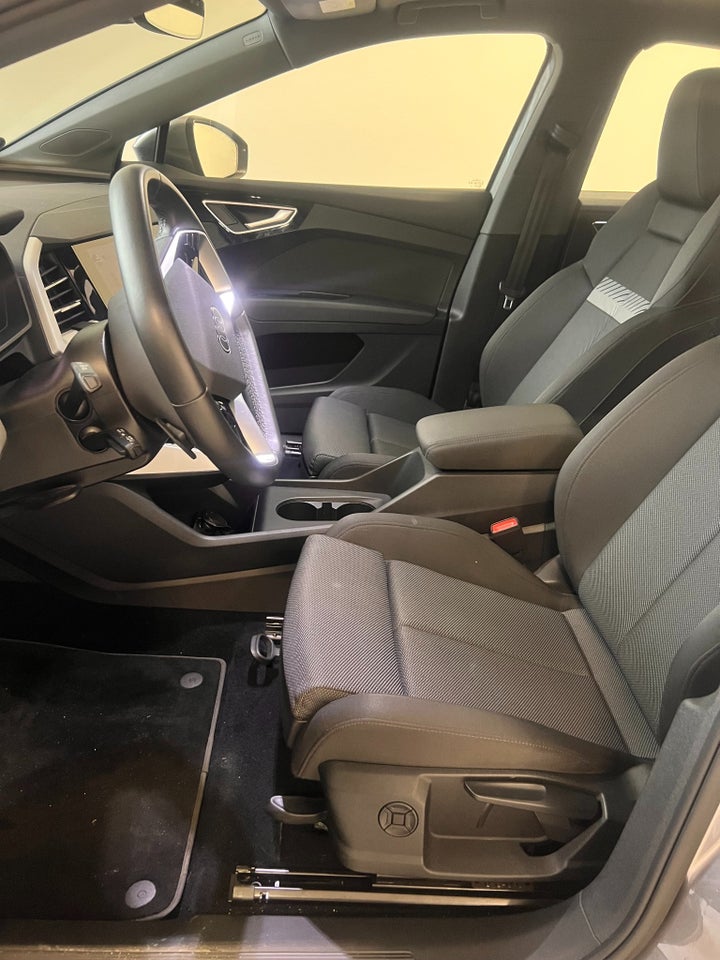 Audi Q4 e-tron 40 Attitude Sportback 5d