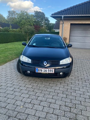 Renault Megane II 1,6 CC 2d