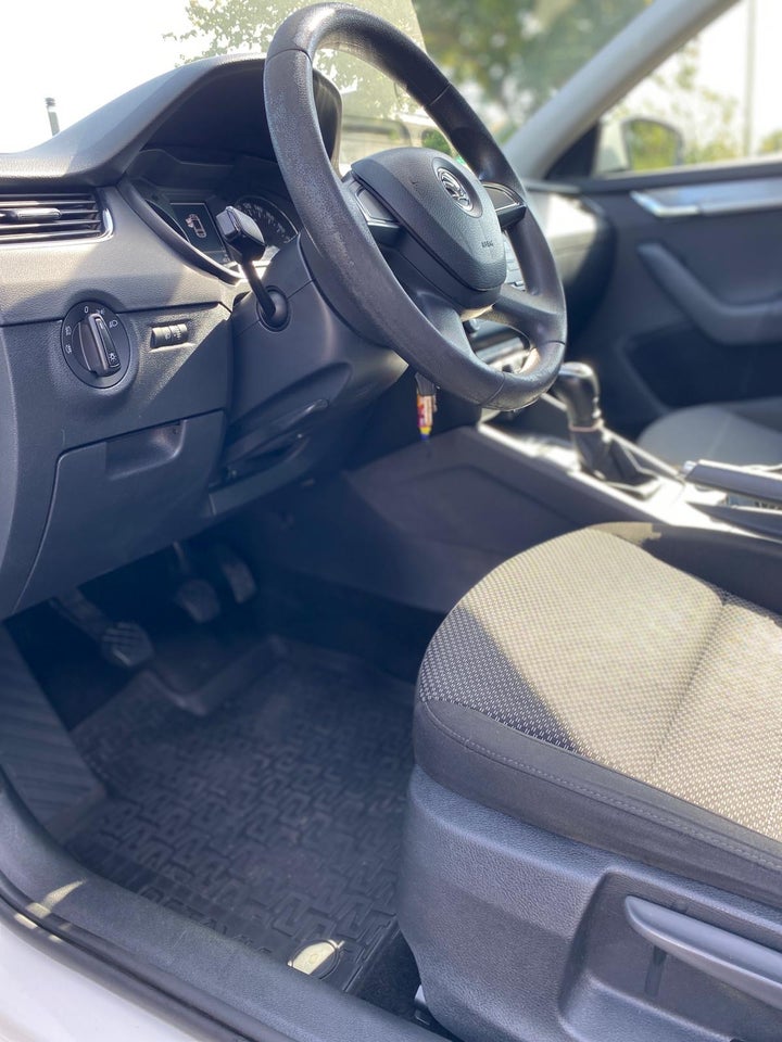 Skoda Octavia 1,6 TDi 105 Active 5d