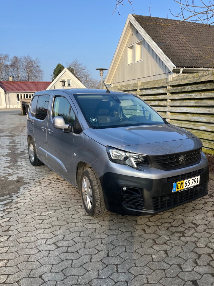 Peugeot Partner 1,5 BlueHDi 130 L1V1 Ultimate EAT8 Van