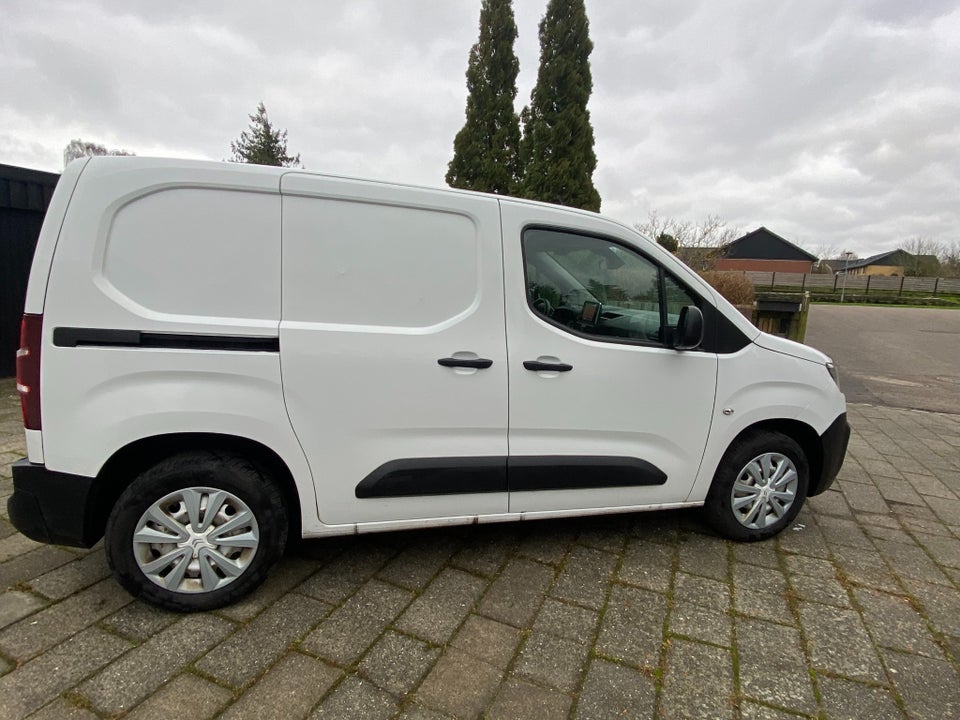 Citroën Berlingo 1,5 BlueHDi 130 L1 ProffLine EAT8 Van