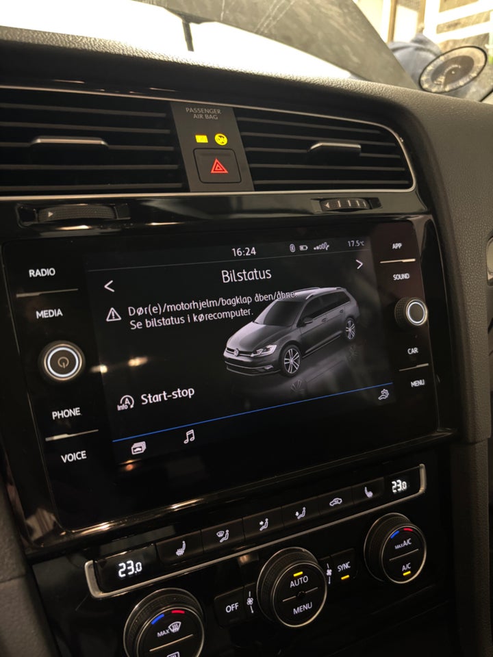 VW Golf VII 1,6 TDi 115 IQ.Drive Variant DSG 5d