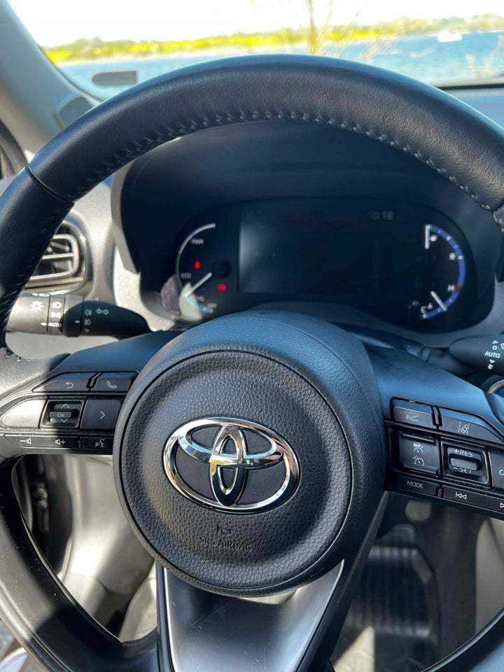 Toyota Yaris Cross 1,5 Hybrid Active Tech e-CVT 5d