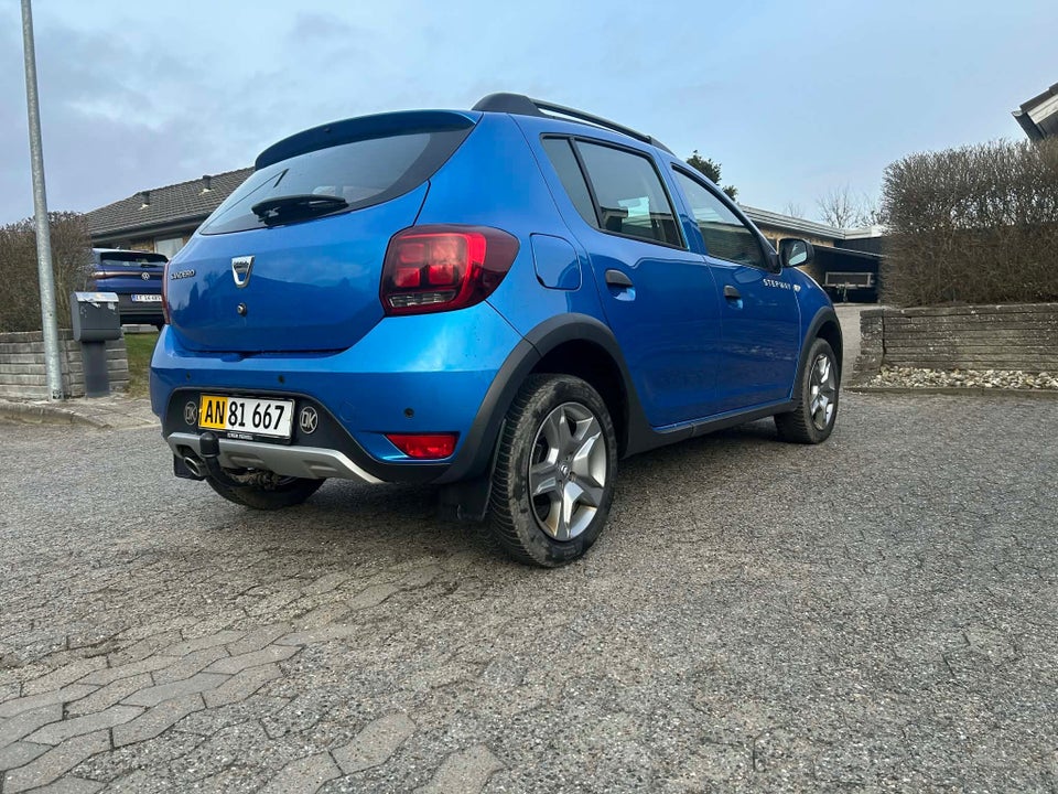 Dacia Sandero Stepway 1,5 dCi 90 Prestige Van 5d