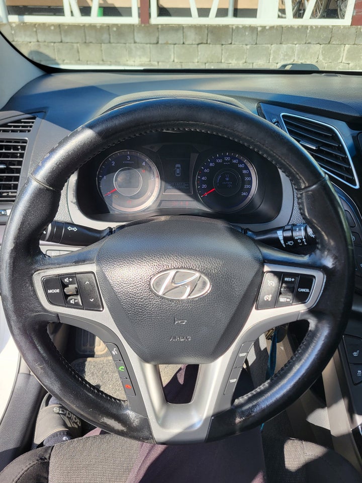 Hyundai i40 1,7 CRDi 136 Style 4d