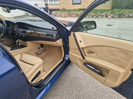 BMW 545i 4,4 aut. 4d