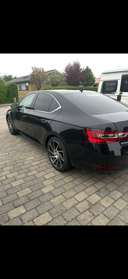 Skoda Superb 1,8 TSi 180 Style DSG 5d
