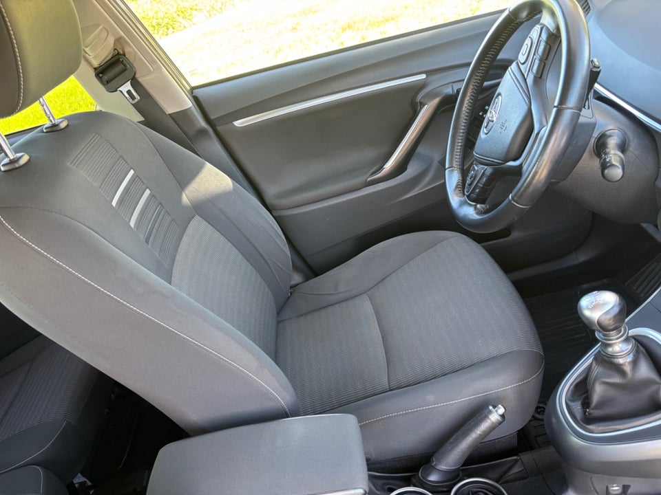 Toyota Verso 1,8 VVT-i T2 Touch 7prs 5d