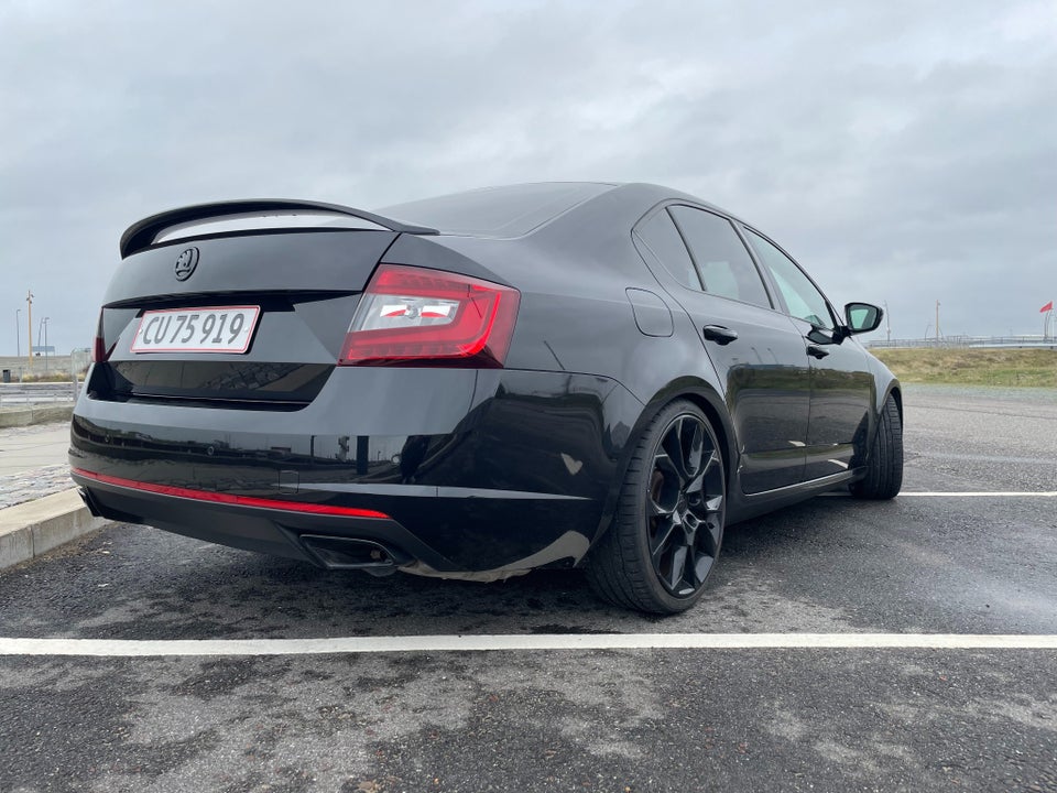 Skoda Octavia 2,0 TSi 245 RS DSG 5d