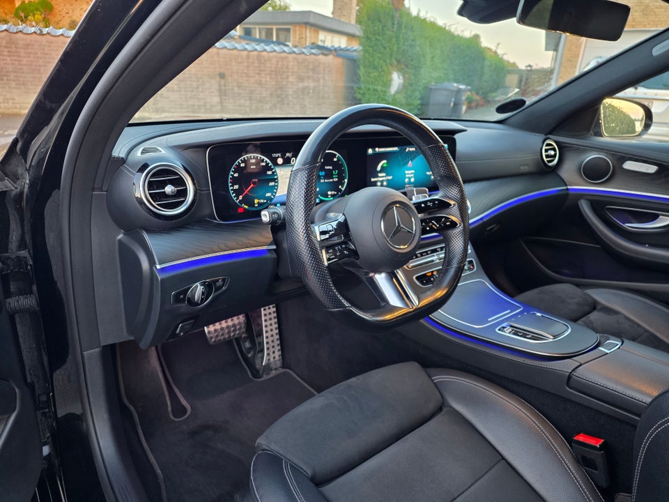 Mercedes E300 e 2,0 AMG Line stc. aut. 5d