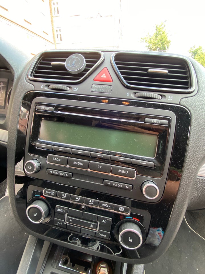 VW Scirocco 2,0 TSi 265 R Sport DSG Van 3d