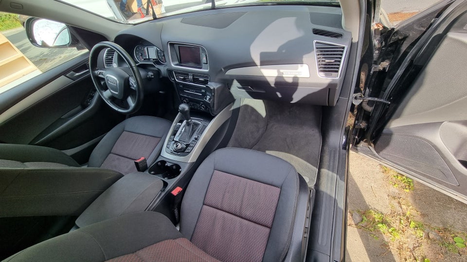 Audi Q5 3,2 FSi quattro S-tr. 5d