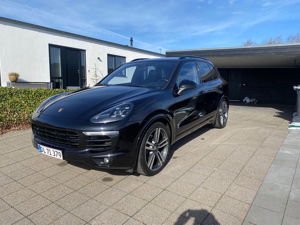 Porsche Cayenne 3,0 D Tiptr. 5d