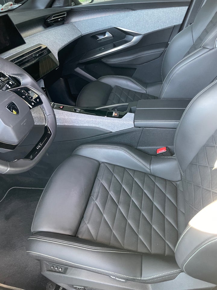 Peugeot e-5008 77 GT Pack 7prs 5d