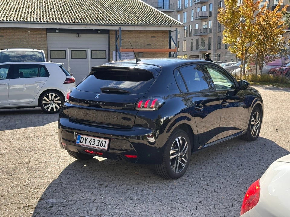 Peugeot 208 1,5 BlueHDi 100 Allure+ 5d