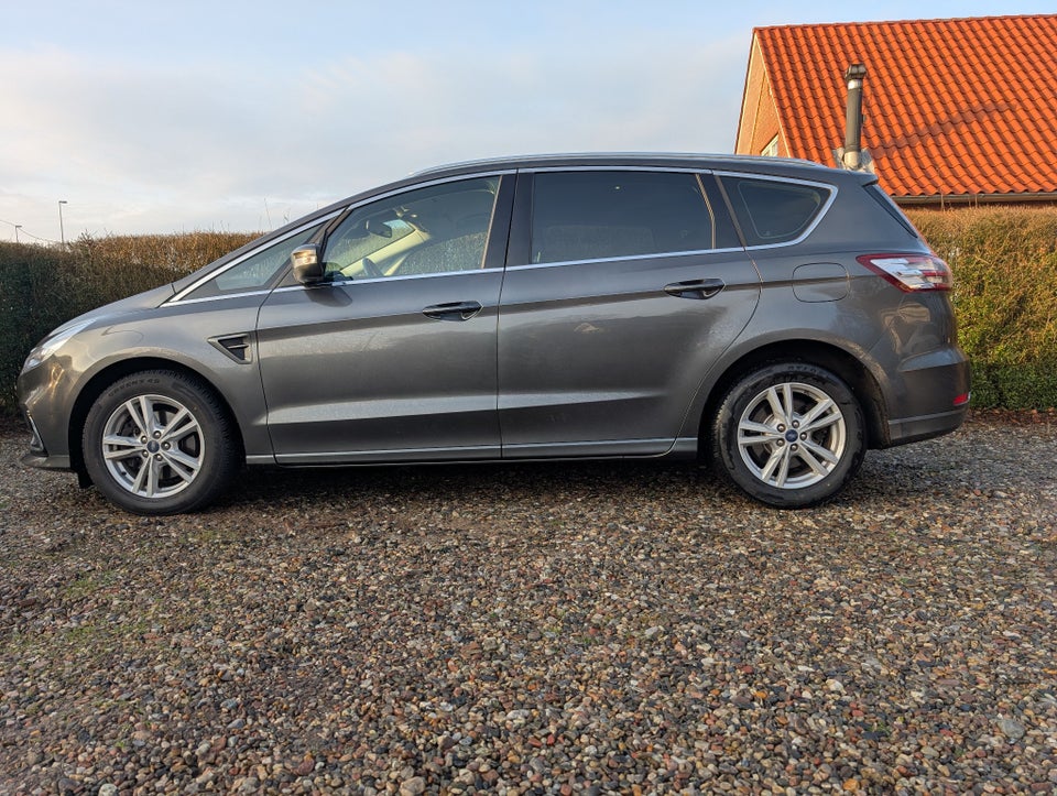 Ford S-MAX 2,0 EcoBlue Titanium 5d