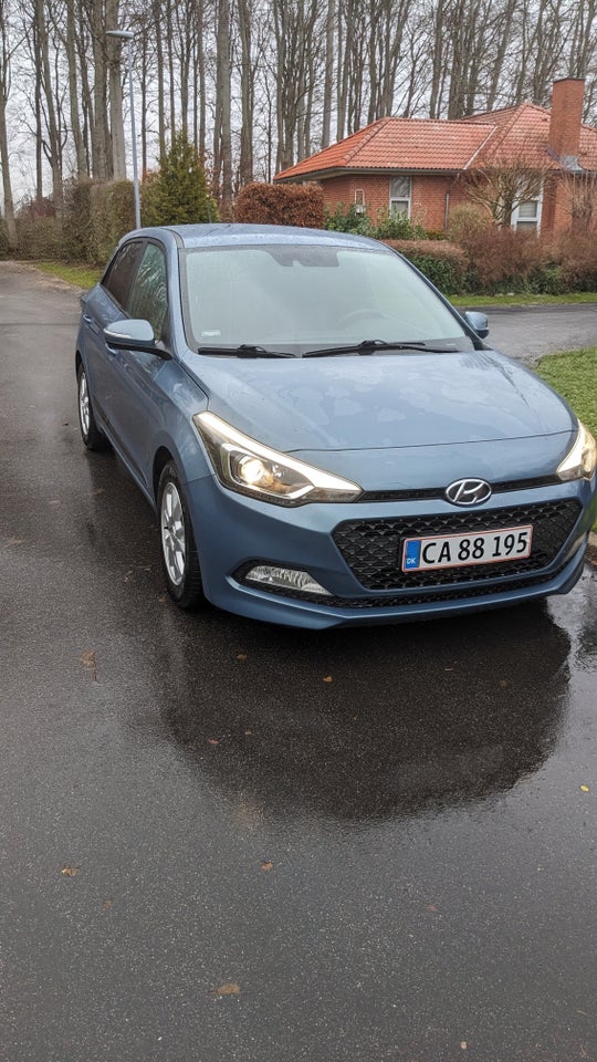 Hyundai i20 1,25 GO EM 5d