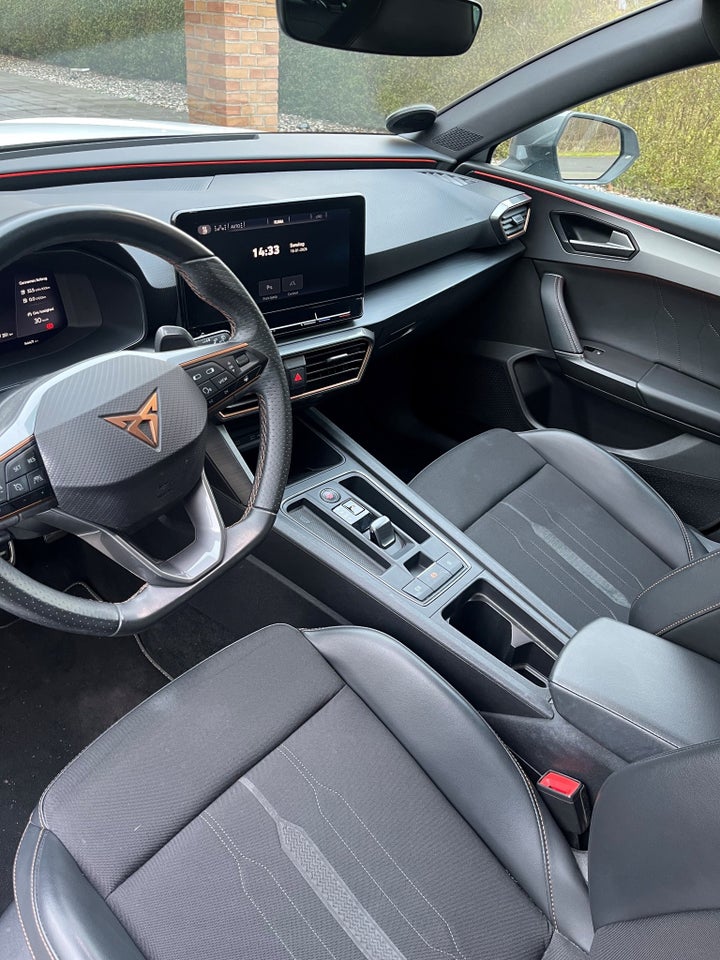 Cupra Leon 1,4 eHybrid DSG 5d