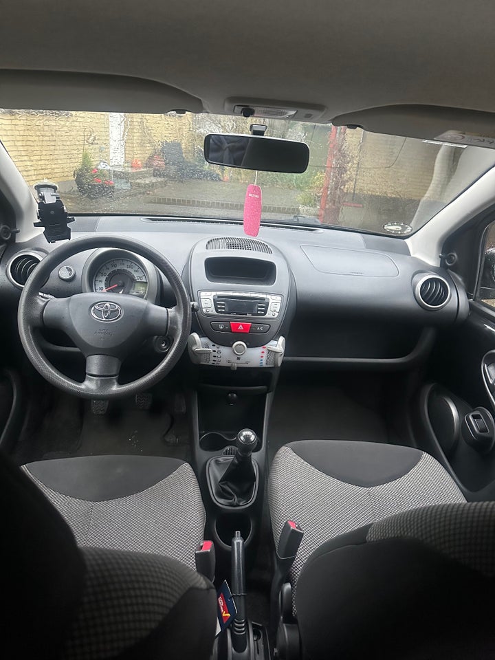 Toyota Aygo 1,0 VVT-i T1 5d
