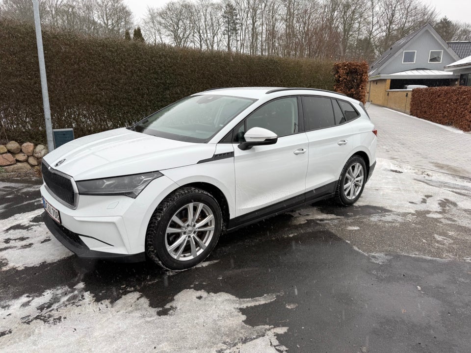Skoda Enyaq 60 iV Plus 5d