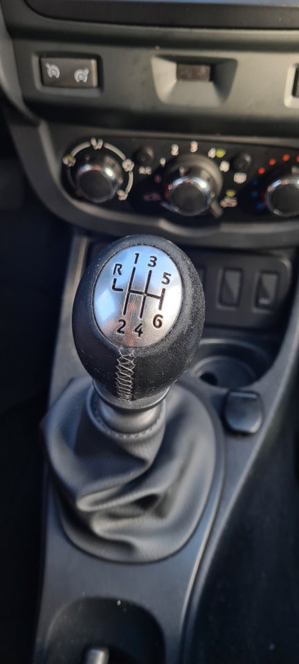 Dacia Duster 1,2 TCe 125 Laureate 5d