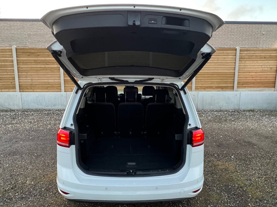 VW Touran 1,5 TSi 150 Highline DSG 7prs 5d